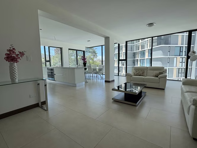 Apartamentos Amplios Escazú | Alquiler 2 y 3 HAB | Ubicación Estratégica - Imagen 9