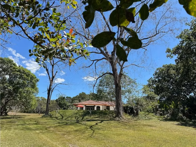Venta de finca en Orotina con Piscina y Rancho - Imagen 18