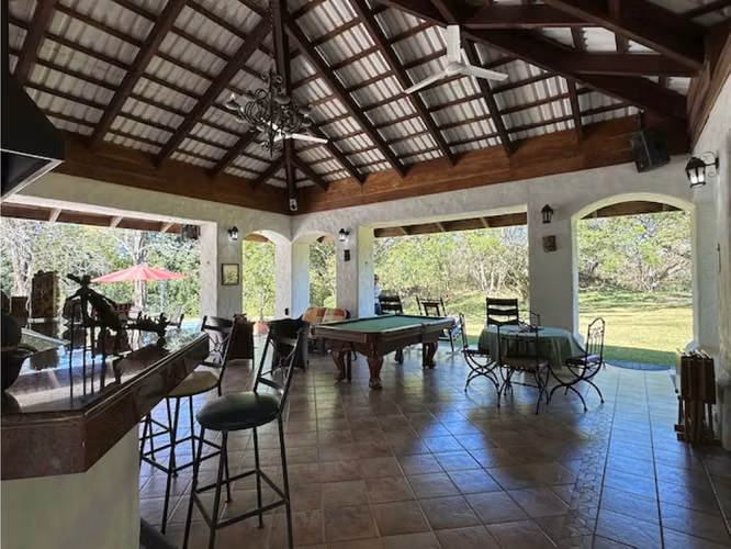 Venta de finca en Orotina con Piscina y Rancho - Imagen 15