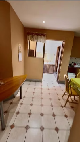 Casa en Condominio en Escazú  2 Parqueos  Cerca de Multiplaza