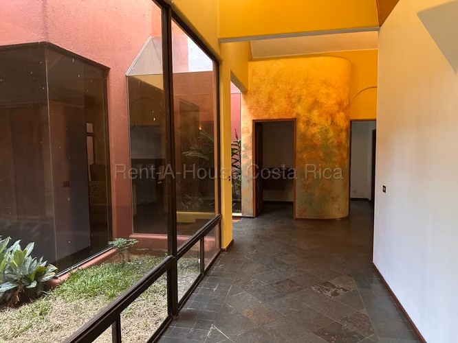 VENTA CASA RESIDENCIAL POZOS DE SANTA ANA