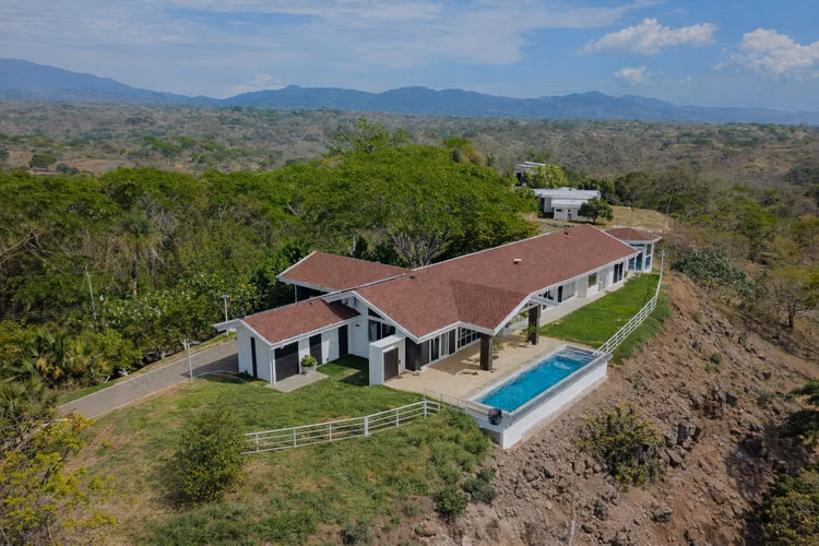 Venta de Quinta en Orotina con Vista al Mar