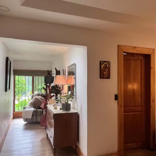VENTA. CASA INDEPENDIENTE EN RESIDENCIAL SEGURO EN TRES RIOS, CARTAGO.