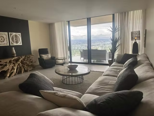 Alquiler  en condominio, Jaboncillo, Escazú-Espectacular Vista y muebles lujosos y nuevos - Imagen 3