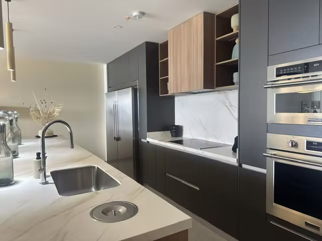 Alquiler  en condominio, Jaboncillo, Escazú-Espectacular Vista y muebles lujosos y nuevos - Imagen 7