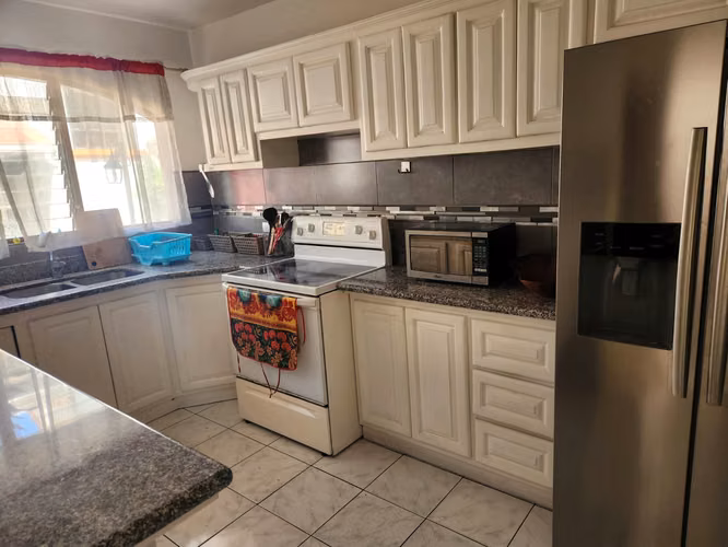 CASA EN CONDOMINIO EN ROHRMOSER. (SIN MUEBLES). - Imagen 12