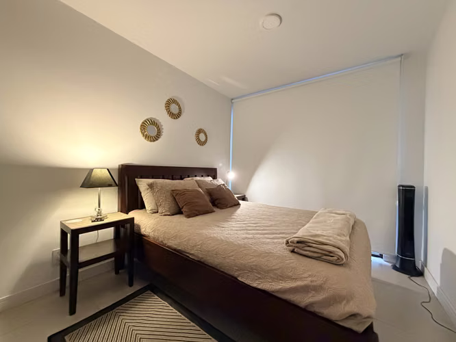 SE ALQUILA APARTAMENTO DE DOS HABITACIONES AMUEBLADO EN SKY GARDEN CON PARQUEO - Imagen 18