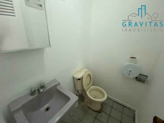 Casa en alquiler para oficinas en Escalante, Uso Comercial ID 1242