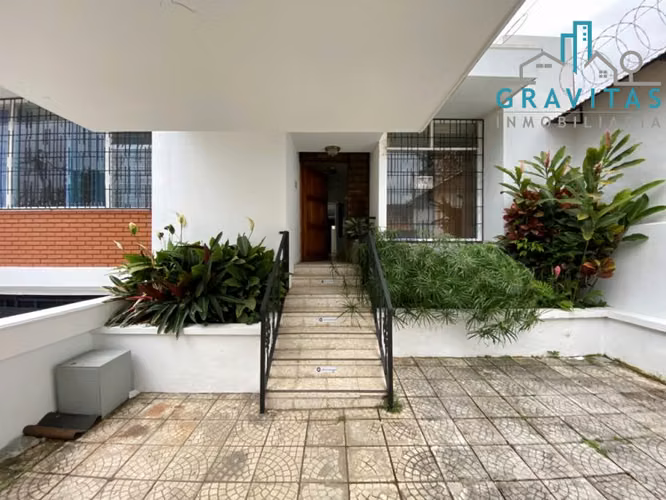 Casa en alquiler para oficinas en Escalante, Uso Comercial ID 1242