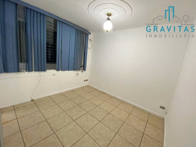 Casa en alquiler para oficinas en Escalante, Uso Comercial ID 1242