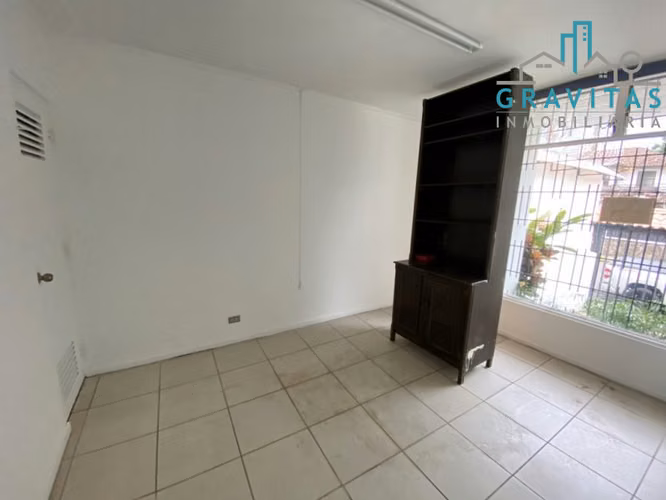 Casa en alquiler para oficinas en Escalante, Uso Comercial ID 1242