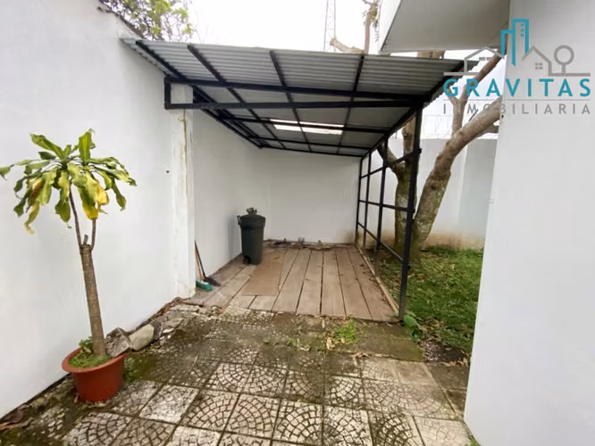 Casa en alquiler para oficinas en Escalante, Uso Comercial ID 1242