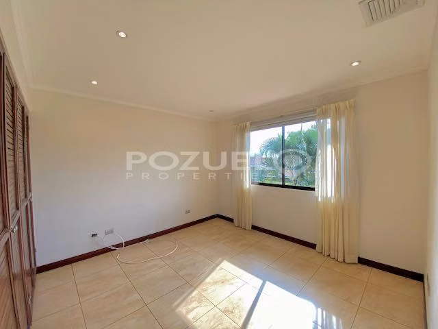 Vendo casa en condominio en Pozos de Santa Ana