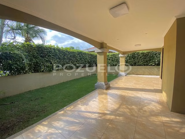 Vendo casa en condominio en Pozos de Santa Ana