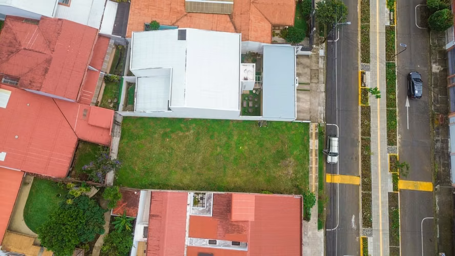 Lote en Venta en la Exclusiva Zona de Freses de Curridabat