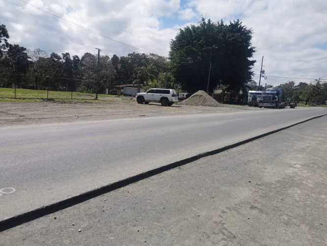 SE VENDE TERRENO INDUSTRIAL, SOBRE RUTA 32 Y MUY CERCA DE TERMINAL APM MOIN
