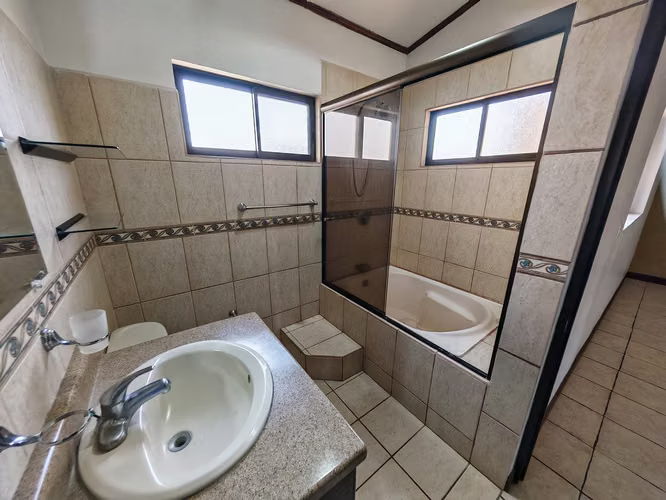 Venta de casa en condominio en San Juan, Tibás