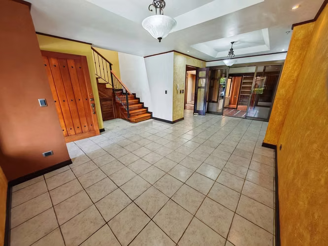 Venta de casa en condominio en San Juan, Tibás