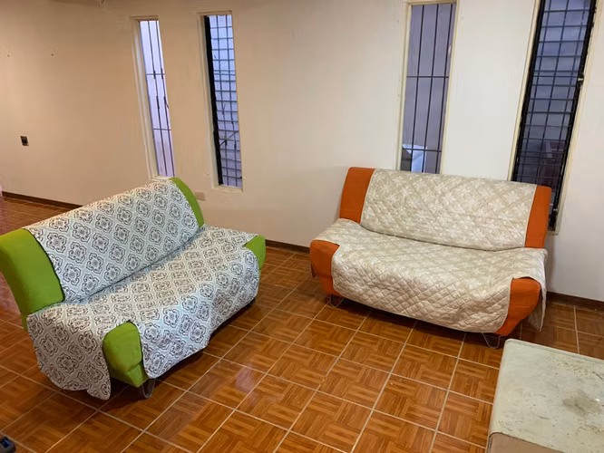 Propiedad con 2 Casas en Agua Caliente, Cartago