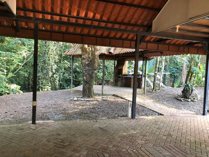 Finca 12 Hectáreas, con financiamiento en Limón centro, Limón