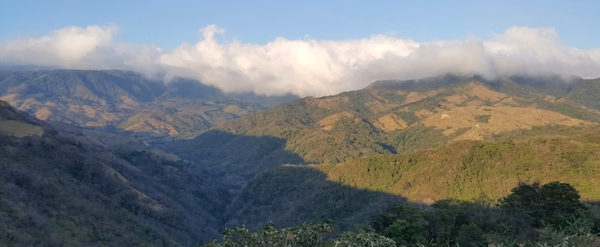 Terrenos con vista hermosa en Turrubares, San José - Imagen 9