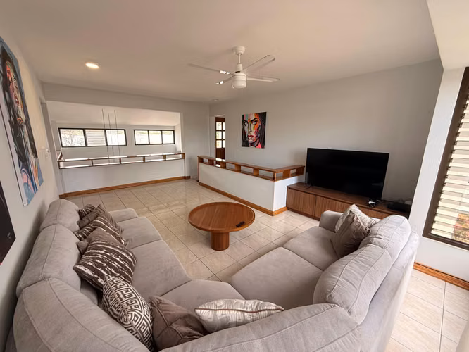 ALQUILER O VENTA DE APARTAMENTO AMUEBLADO EN ESCAZÚ* - Imagen 8