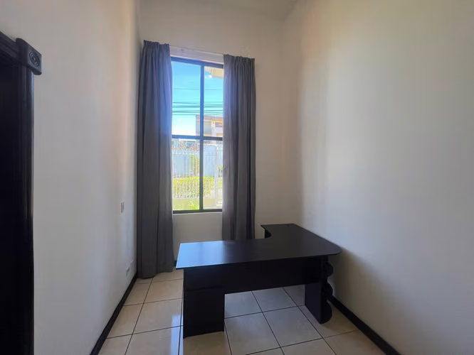Venta de casa en RECIDENCIAL Lomas de Cariari Belén Heredia