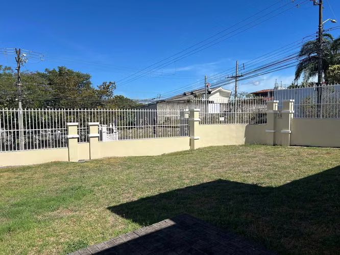 Venta de casa en RECIDENCIAL Lomas de Cariari Belén Heredia