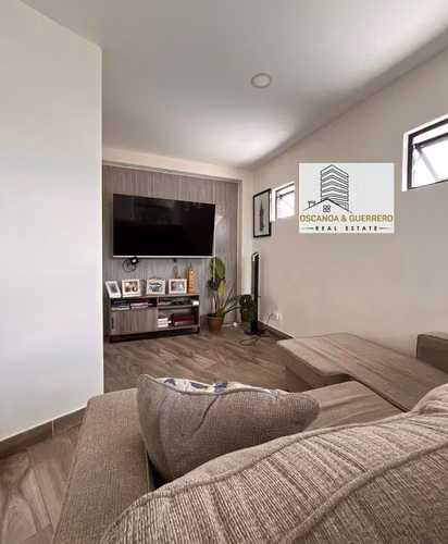 VENTA Casa de 2 niveles en Condominio de Grecia, Alajuela