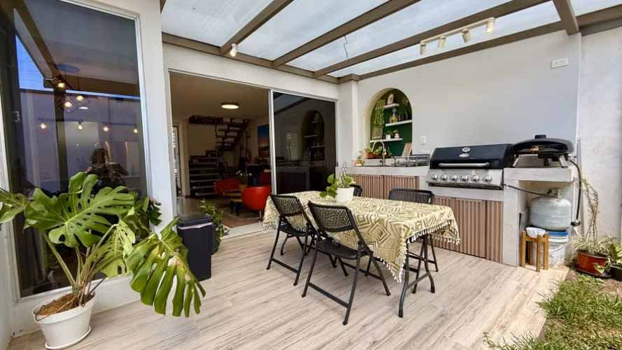 Venta de Casa nueva en Condominio Blue-Los Arcos-Cariari, Belén