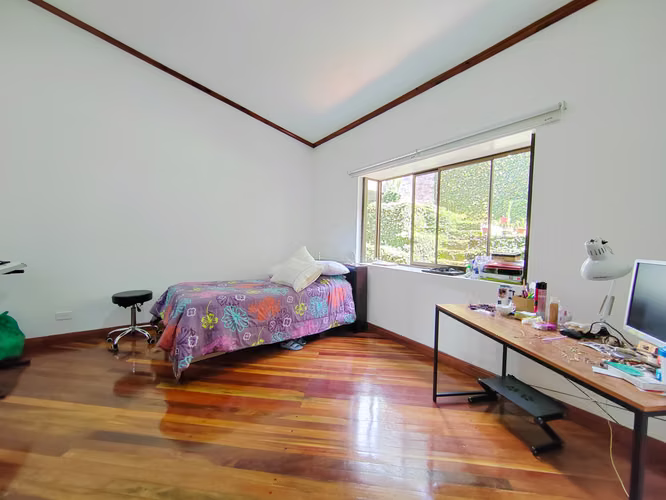 En Venta Casa Independiente En Curridabat con Patio y Terraza 5 Habitaciones - Imagen 7