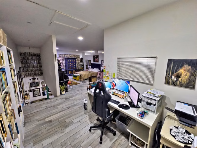 VENTA PLAZA VIQUEZ Inversión Estratégica en San José Centro | Uso Mixto, Alta Conectividad y Gran Potencial - Imagen 2
