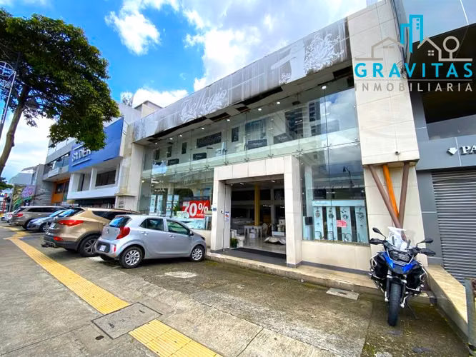 Building for rent in Paseo Colon, 1800m2 ID 1064