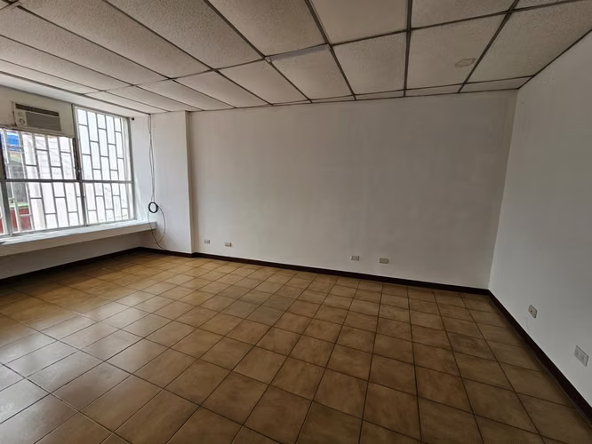 Edificio Comercial con amplia bodega en el centro de San José, San José - Imagen 15