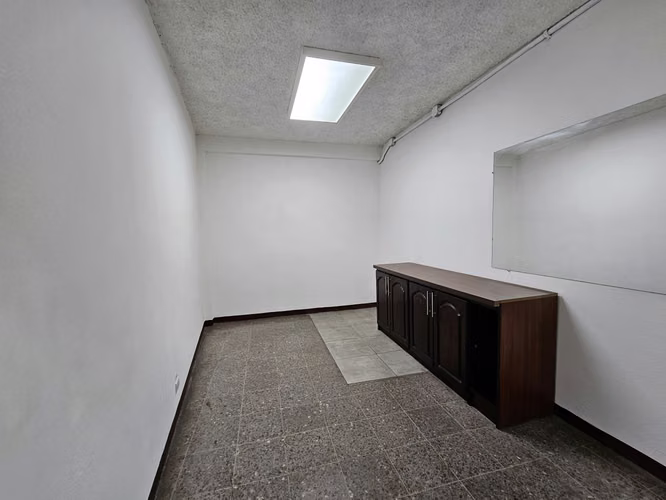 Edificio Comercial con amplia bodega en el centro de San José, San José - Imagen 4