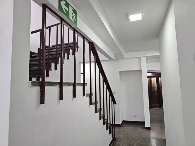 Edificio Comercial con amplia bodega en el centro de San José, San José - Imagen 11