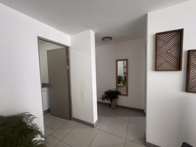 Se Vende Apartamento, Condominio IFreses, Curridabat.