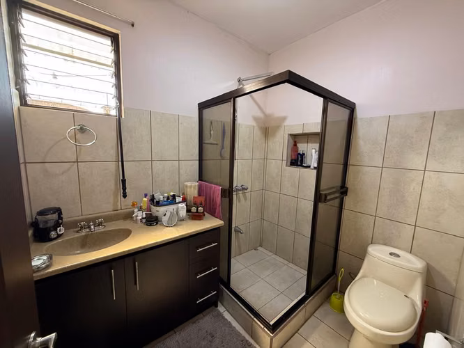 Venta de casa en Los Ángeles de San Rafael de Heredia