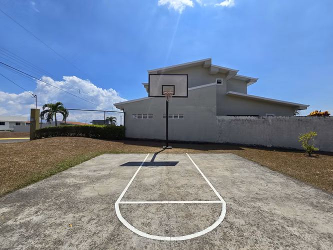 Se vende casa en Condominio en Grecia - Imagen 13