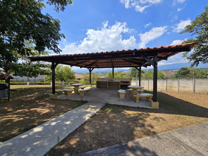 Se vende casa en Condominio en Grecia - Imagen 6