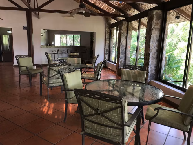 VENTA DE LOTE EN CONDOMINIO VILLA REAL - SANTA ANA - Imagen 11