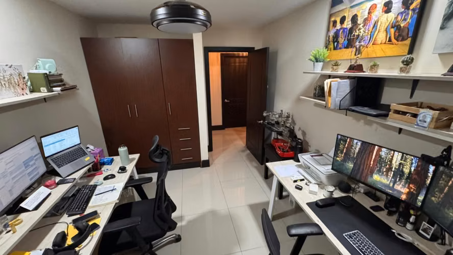 Amplio apartamento en venta en Brasil de Santa Ana! P583