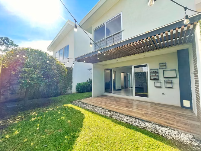 Hermosa casa en venta en Rio Oro Santa Ana, en Condominio! P488 - Imagen 13