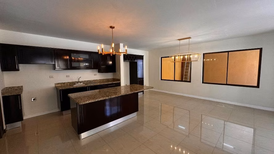 ALQUILER DE CASA EN LA URUCA EN CONDOMINIO - Imagen 6