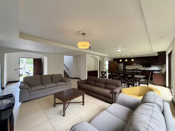 Casa en venta en San Joaquín de Flores de Heredia|Condominio