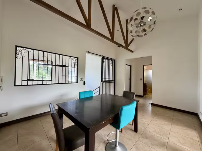 Casa en venta en San Joaquín de Flores de Heredia|Condominio