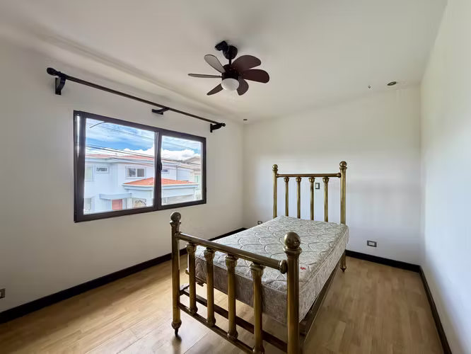 Casa en venta en San Joaquín de Flores de Heredia|Condominio