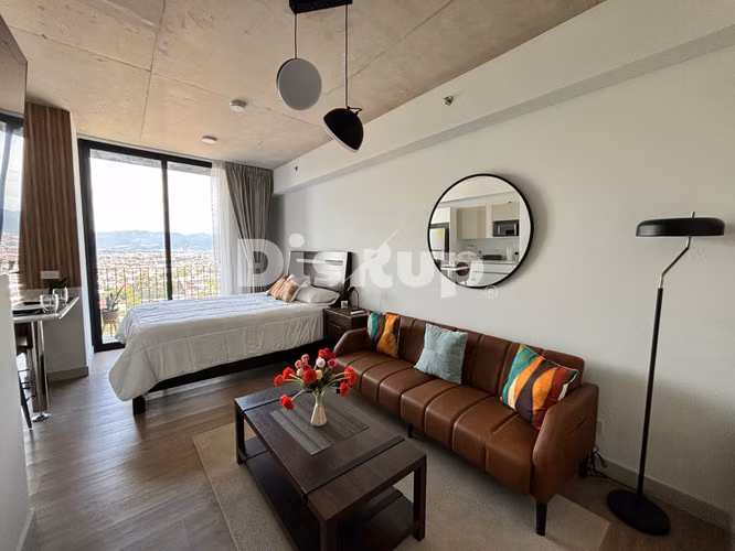 Moderno apartamento estudio. Condominio Secrt Escalante. San Pedro, Montes de Oca - Imagen 2