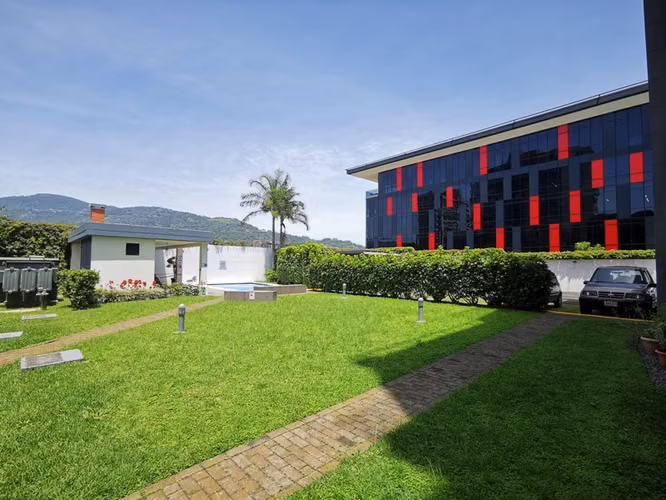 Apartamento amueblado en alquiler, Escazú, Trejos Montealegre.
