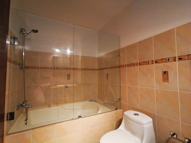 Apartamento amueblado en alquiler, Escazú, Trejos Montealegre.